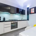 M25 - Garage Loft Apartment Mailand